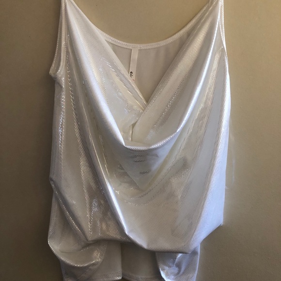 Metallic white blouse - Picture 2 of 4